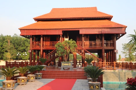 Nguồn sáng tinh thần cho lực lượng Công an Nhân dân