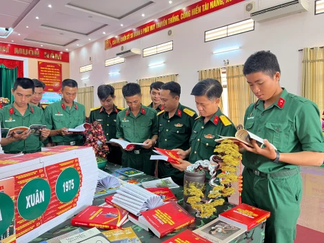 Trung đoàn 4: Lan toả tinh thần thượng tôn pháp luật trong mỗi cán bộ, chiến sĩ