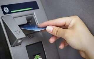 Thẻ ATM từ chính thức bị 'khóa cửa' từ 1/7/2025