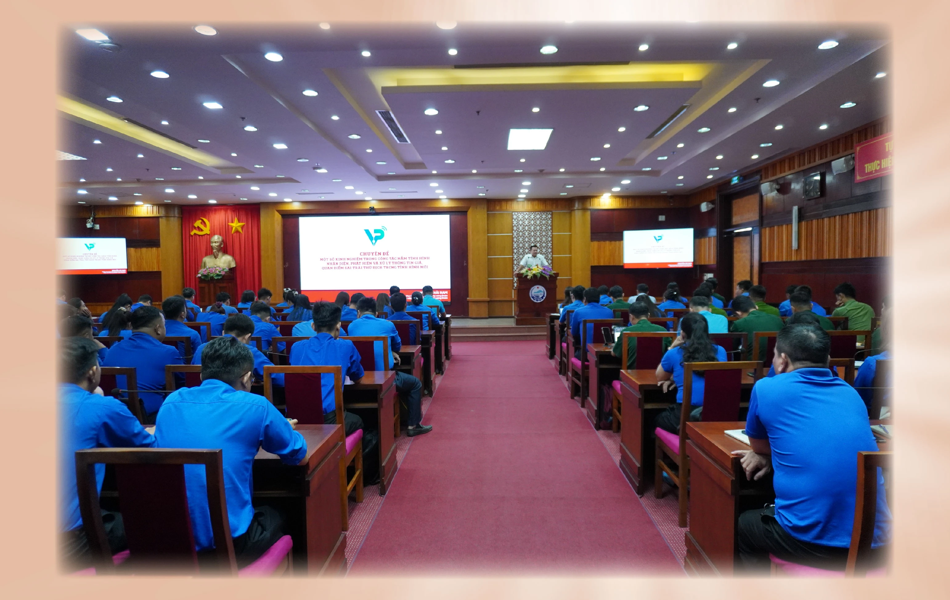 Ban Chỉ đạo 35 các cấp bộ Đoàn tham gia tập huấn về công tác nắm tình hình, nhận diện, phát hiện thông tin giả, quan điểm sai trái thù địch trong tình hình mới