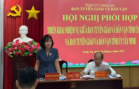 Ban Tuyên giáo và Dân vận Tỉnh uỷ Tây Ninh làm việc cùng Ban Tuyên giáo và Dân vận Tỉnh uỷ Long An