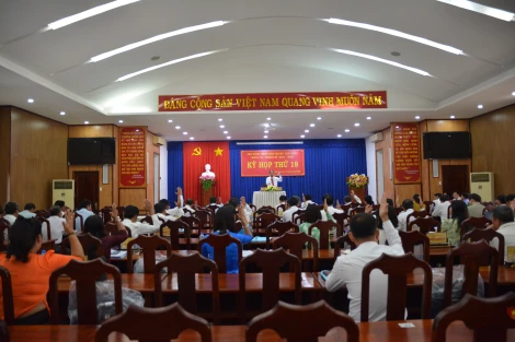 Kỳ họp thứ 18 HĐND huyện Tân Châu: Thông qua nhiều nghị quyết quan trọng