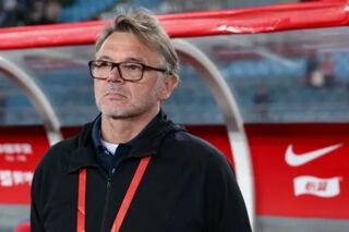 Philippe Troussier sẽ tái xuất ở vị trí HLV trưởng tuyển Trung Quốc?