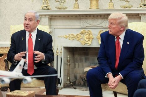 Tổng thống Trump và Iran: Mâu thuẫn trong lời nói, nguy cơ trong hành động