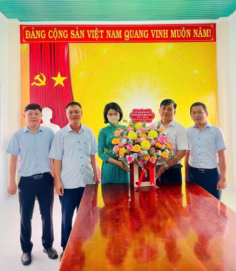 Huyện Dương Minh Châu: Chúc mừng kỷ niệm 100 năm Ngày Báo chí cách mạng Việt Nam
