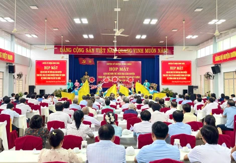 Huyện Dương Minh Châu: Họp mặt cán bộ hưu trí, trao đổi kinh nghiệm xây dựng hệ thống chính trị cấp xã mới
