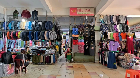 Chợ truyền thống: Thách thức trước sự phát triển của thương mại điện tử