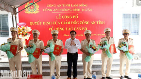 Ra mắt 124 công an cấp xã tại Lâm Đồng