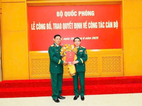 Thủ tướng bổ nhiệm nhân sự Bộ Quốc phòng và Quân khu 7