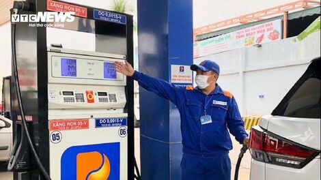 Chiều nay, giá xăng dự báo giảm tiếp hơn 1.000 đồng/lít