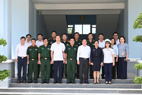 Bí thư Tỉnh ủy - Nguyễn Văn Quyết: Tích cực chăm lo cho đời sống người dân biên giới