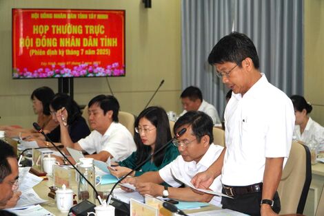 Thường trực HĐND tỉnh Tây Ninh cho ý kiến các nội dung của UBND tỉnh trình