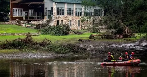 Thảm họa lũ lụt ở Texas: Hơn 100 người thiệt mạng, hàng chục người mất tích