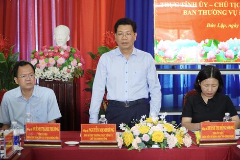 Lãnh đạo tỉnh chỉ đạo xã Đức Lập phải xây dựng lại văn kiện phù hợp với mô hình tổ chức mới