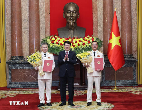 Hai Thứ trưởng Bộ Công an được thăng hàm Thượng tướng