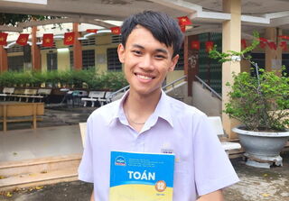 Thủ khoa Toán - Từ đam mê đến điểm 10 tuyệt đối