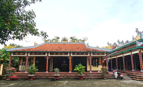 Ngôi đình trăm tuổi giữa lòng phố thị!