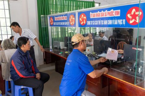 Giải quyết thủ tục hành chính “phi địa giới” ở xã biên giới