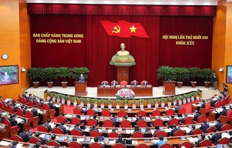 Hàng ngũ vững vàng, lối đi rộng mở, cả nước cùng tiến tới tương lai phồn vinh
