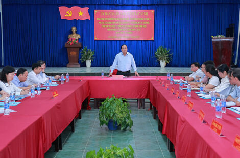 Phó Chủ tịch UBND tỉnh Nguyễn Minh Lâm: Xã Truông Mít cần phát huy thế mạnh, khâu đột phá để thúc đẩy tăng trưởng