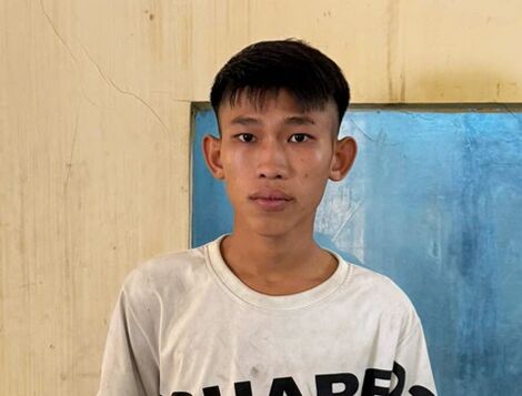 Bắt đối tượng mua bán trái phép 'cỏ Mỹ'
