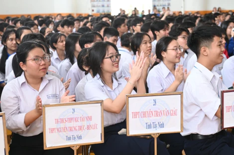 Trại hè Phương Nam: Sân chơi bổ ích cho giáo viên và học sinh
