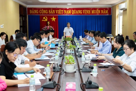 Trưởng ban Tổ chức Tỉnh ủy Võ Đức Trong làm việc với Thường trực Đảng ủy các xã