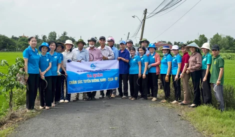 Xanh, sạch những tuyến đường giao thông nông thôn