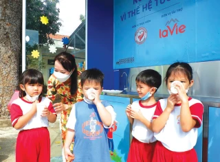 Hành động thực tế và lan tỏa ý thức, tinh thần bảo vệ môi trường