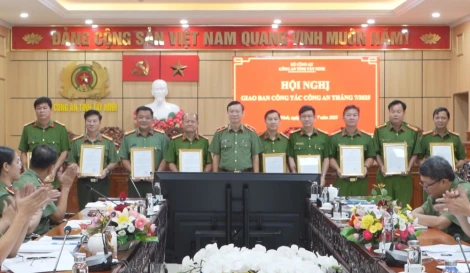 Tây Ninh: Công bố quyết định bổ nhiệm các chức danh trong hoạt động tư pháp