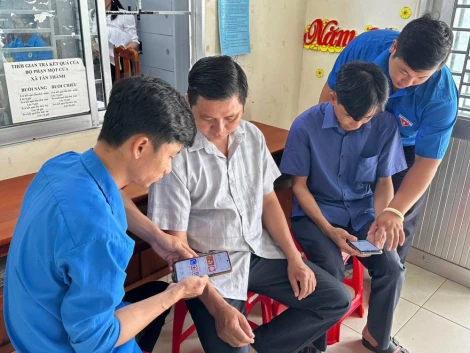 Tây Ninh đặt mục tiêu 100% cán bộ, học sinh, người dân biết kỹ năng số vào năm 2026