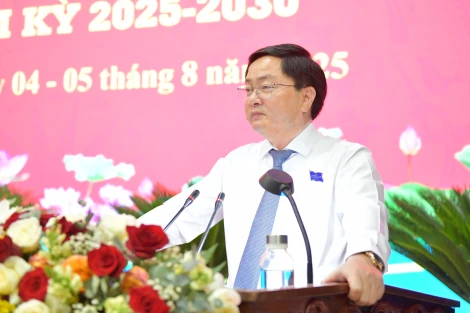Bí thư Tỉnh ủy Tây Ninh Nguyễn Văn Quyết chỉ đạo rút kinh nghiệm công tác tổ chức đại hội