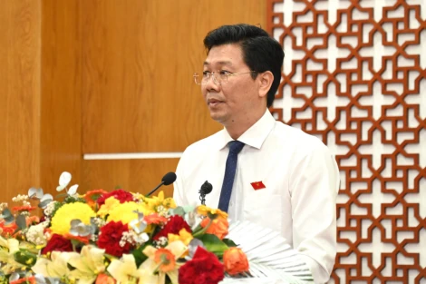 Sáng 07/8, sau một buổi làm việc khẩn trương, nghiêm túc, dân chủ và trách nhiệm cao, kỳ họp thứ 2 HĐND tỉnh Tây Ninh khóa X, nhiệm kỳ 2021-2026 hoàn thành toàn bộ nội dung, chương trình đề ra và bế mạc kỳ họp.