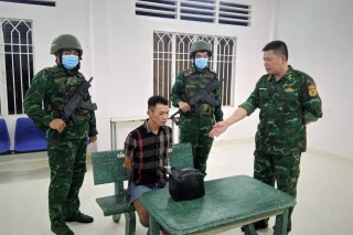 Bắt 2 đối tượng vận chuyển, tàng trữ hơn 3,7kg ma túy