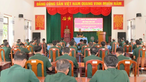 Bộ Chỉ huy Quân sự tỉnh Tây Ninh đối thoại dân chủ tại Trung đoàn 738