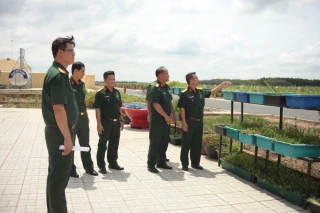 Bộ Chỉ huy Quân sự tỉnh kiểm tra công tác tăng gia sản xuất tại Trung đoàn 174