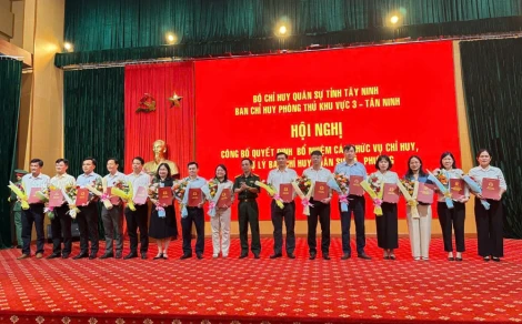 Bộ Chỉ huy Quân sự tỉnh: Công bố quyết định bổ nhiệm các chức vụ