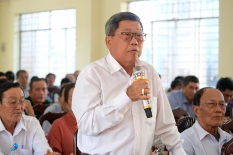Cử tri xã Mỹ Hạnh, Đức Lập kiến nghị nhiều vấn đề về đất đai, môi trường, hạ tầng