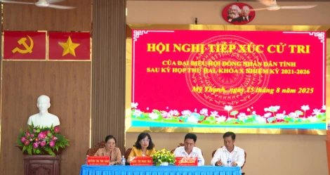 Tổ đại biểu HĐND tỉnh số 13 tiếp xúc cử tri xã Mỹ Thạnh