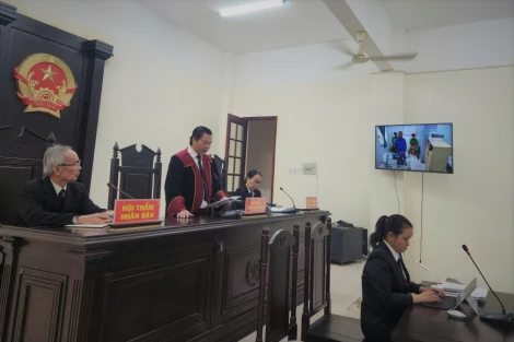 Tòa án Nhân dân khu vực 3 xét xử trực tuyến rút kinh nghiệm 4 vụ án hình sự