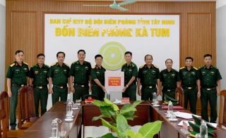Đoàn công tác Bộ Chỉ huy Quân sự tỉnh Tây Ninh thăm, động viên các đơn vị biên giới