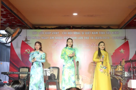 Tây Ninh họp mặt kỷ niệm Ngày âm nhạc Việt Nam 3/9