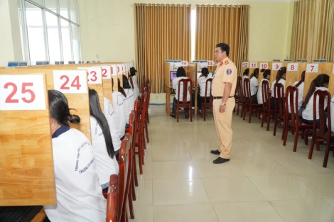 Công an Tây Ninh tổ chức kỳ thi sát hạch, cấp giấy phép lái xe