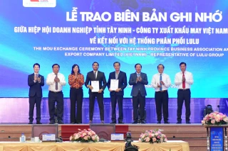 Tây Ninh kết nối chuỗi cung ứng hàng hóa xuất nhập khẩu và thương mại điện tử