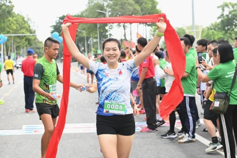 Hơn 1.000 vận động viên tham gia Giải việt dã phường Tân Ninh lần thứ I, năm 2025