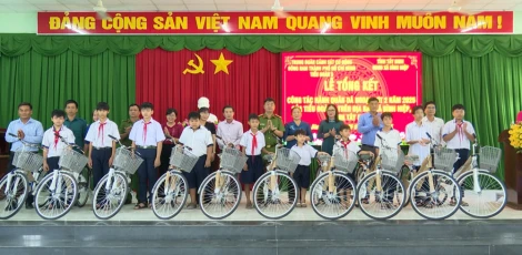 Tiểu đoàn 3, Trung đoàn Cảnh sát cơ động Đông Nam TP.HCM tổng kết công tác hành quân dã ngoại tại xã Bình Hiệp