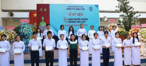 Trường THPT Quang Trung khai giảng năm học 2025-2026