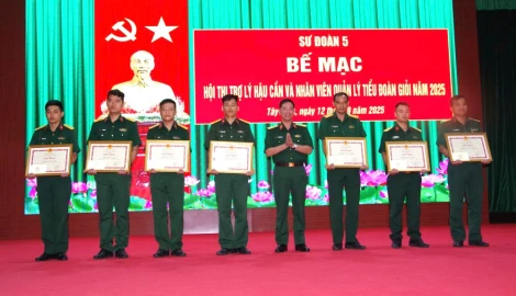 Cuộc 'đua tài' của các trợ lý, nhân viên hậu cần