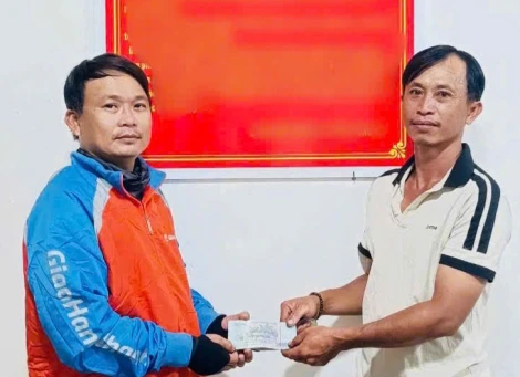 Nhặt được 30 triệu đồng, mang đến Công an trình báo
