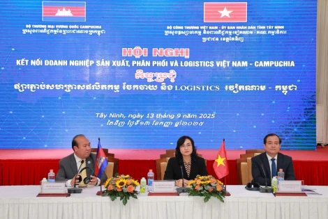 Hiện thực hóa các giải pháp, thúc đẩy phát triển thương mại song phương Việt Nam - Campuchia
